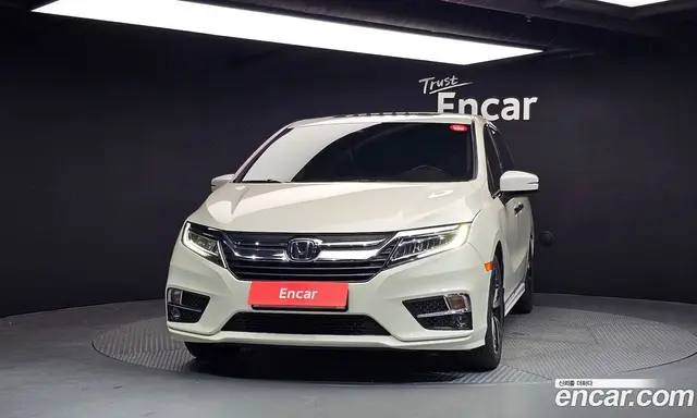 Honda Odyssey 2018 3.5 автомат (гидро), миниатюра 3 Honda Odyssey 2018 3.5 автомат (гидро), миниатюра 3