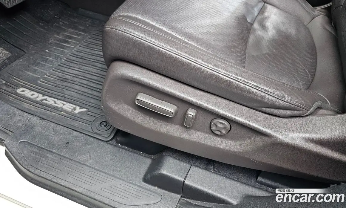 Honda Odyssey 2018 3.5 автомат (гидро), фото 31 Honda Odyssey 2018 3.5 автомат (гидро), фото 31