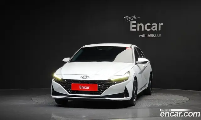 Hyundai Avante 2023 1.6 автомат (гидро), миниатюра 3
