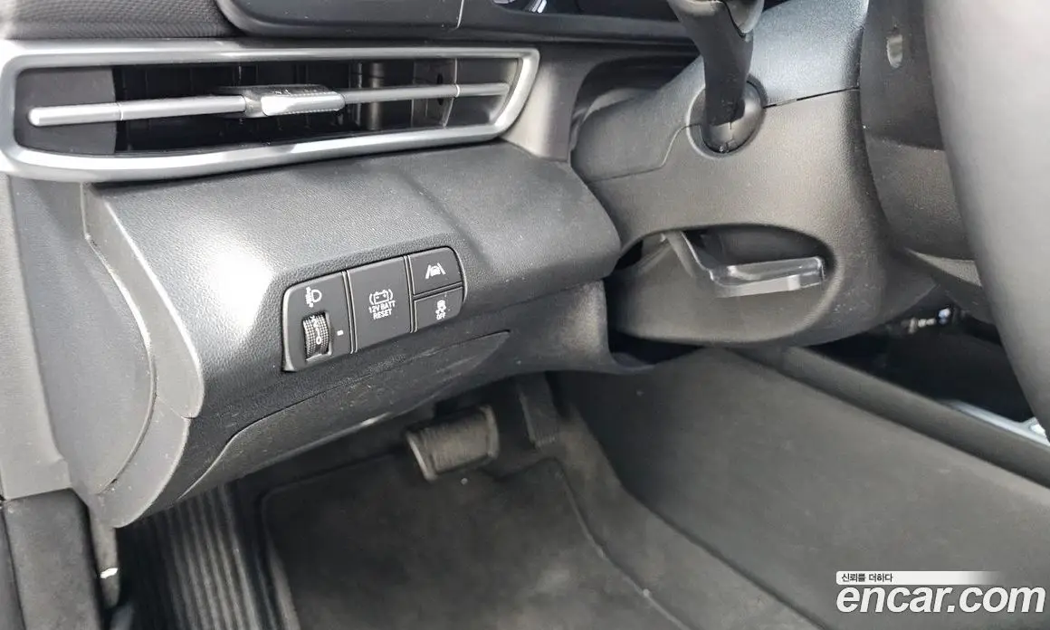 Hyundai Avante 2023 1.6 автомат (гидро), фото 23