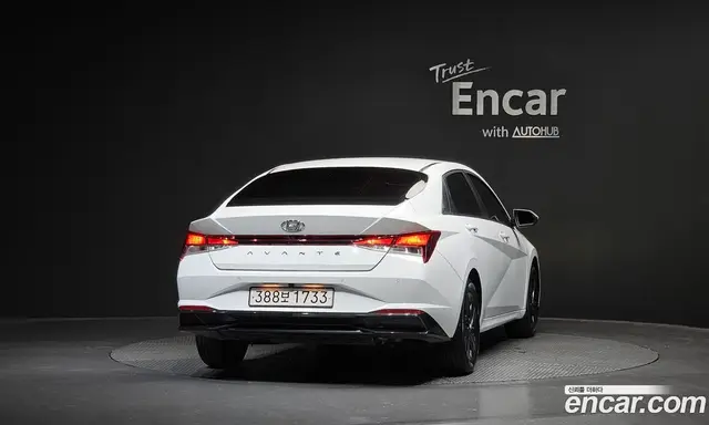 Hyundai Avante 2023 1.6 автомат (гидро), миниатюра 4