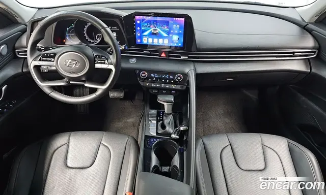 Hyundai Avante 2023 1.6 автомат (гидро), миниатюра 10