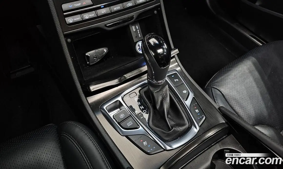 Hyundai Grandeur 2014 3.0 автомат (гидро), фото 12