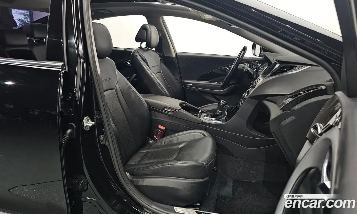 Hyundai Grandeur 2014 3.0 автомат (гидро), фото 13