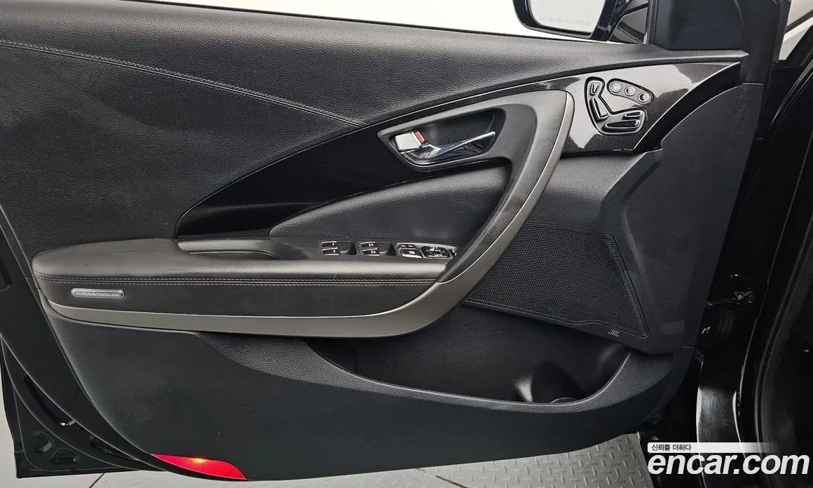 Hyundai Grandeur 2014 3.0 автомат (гидро), фото 14