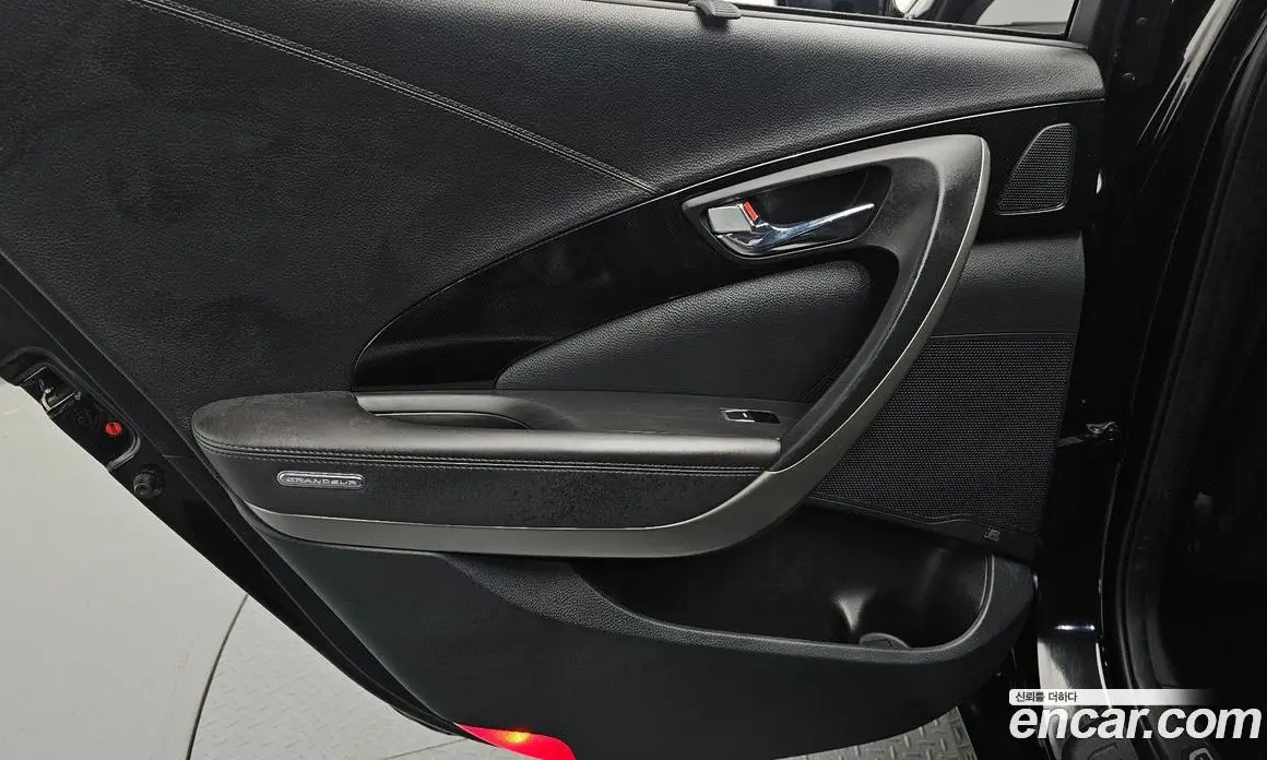 Hyundai Grandeur 2014 3.0 автомат (гидро), фото 15