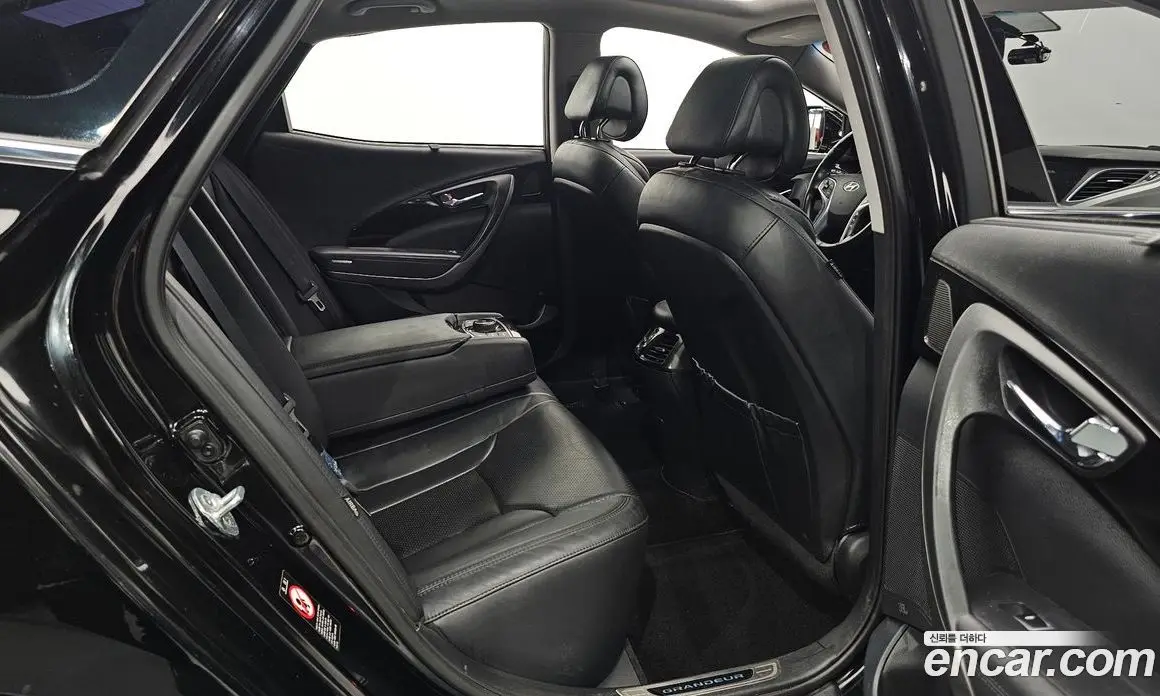 Hyundai Grandeur 2014 3.0 автомат (гидро), фото 16