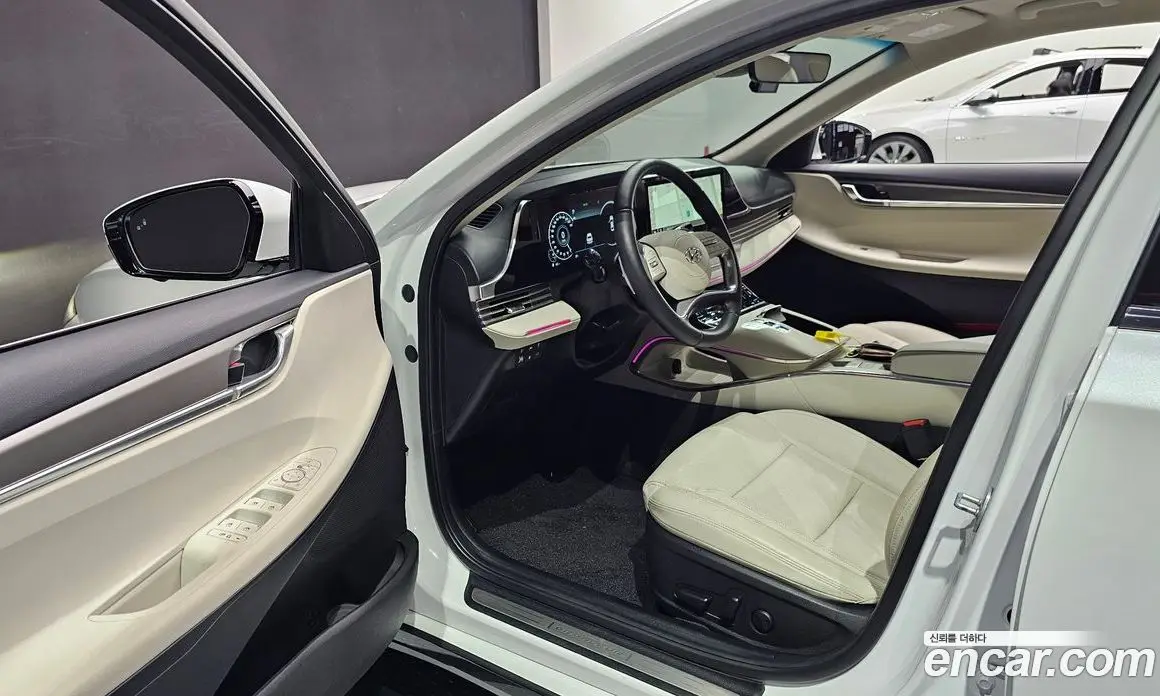 Hyundai Grandeur 2021 2.5 автомат (гидро), фото 13