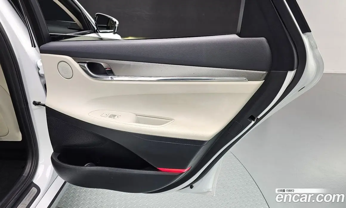 Hyundai Grandeur 2021 2.5 автомат (гидро), фото 15