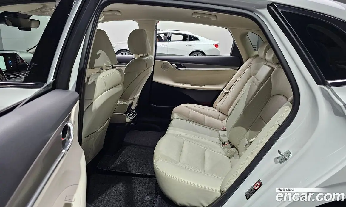 Hyundai Grandeur 2021 2.5 автомат (гидро), фото 17