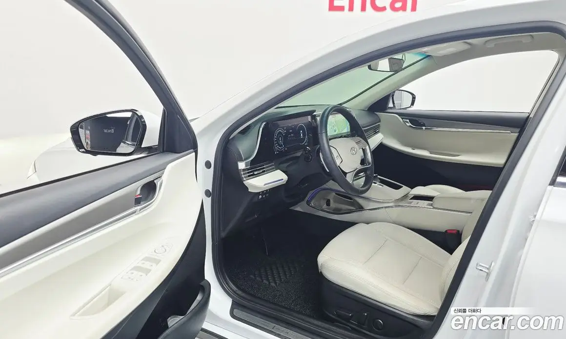 Hyundai Grandeur 2022 2.5 автомат (гидро), фото 10