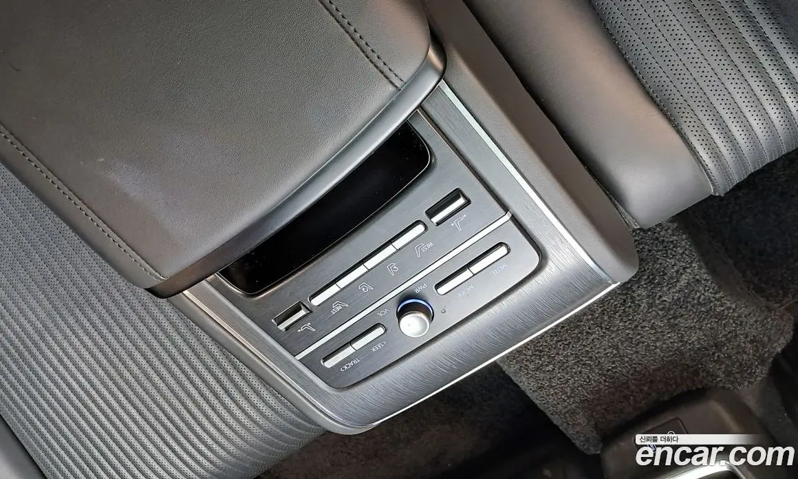 Hyundai Grandeur 2023 3.5 автомат (гидро), фото 34