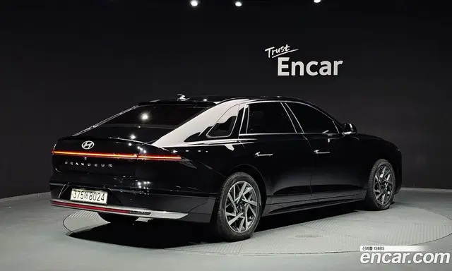 Hyundai Grandeur 2023 2.5 автомат (гидро), миниатюра 2