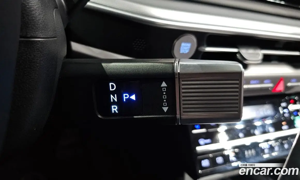 Hyundai Grandeur 2023 2.5 автомат (гидро), фото 9