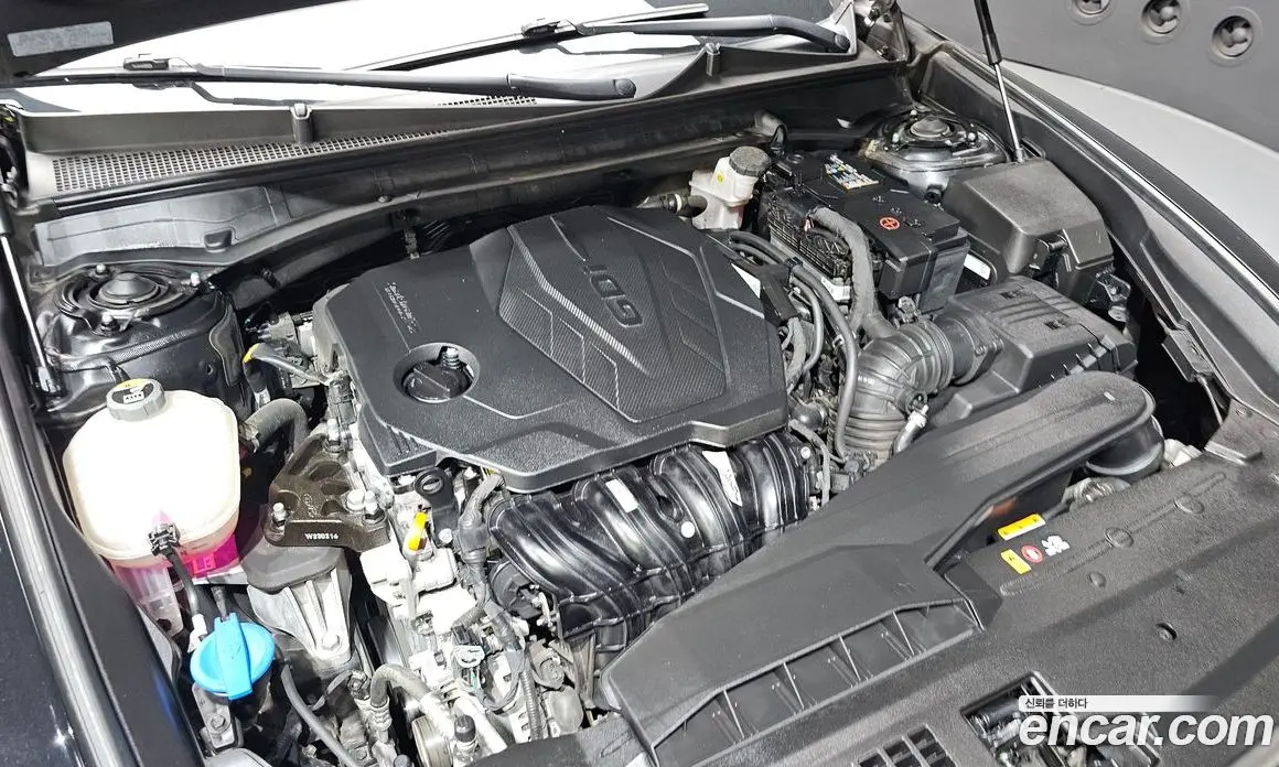 Hyundai Grandeur 2023 2.5 автомат (гидро), фото 6