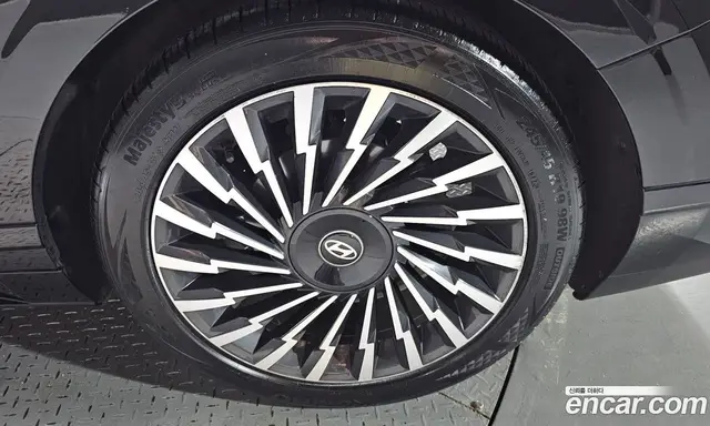 Hyundai Grandeur 2023 2.5 автомат (гидро), миниатюра 7