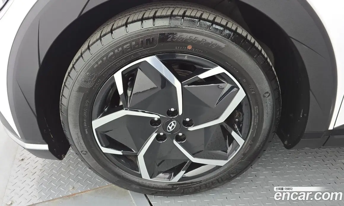 Hyundai Ioniq 5 2024 0.1 автомат (гидро), фото 5
