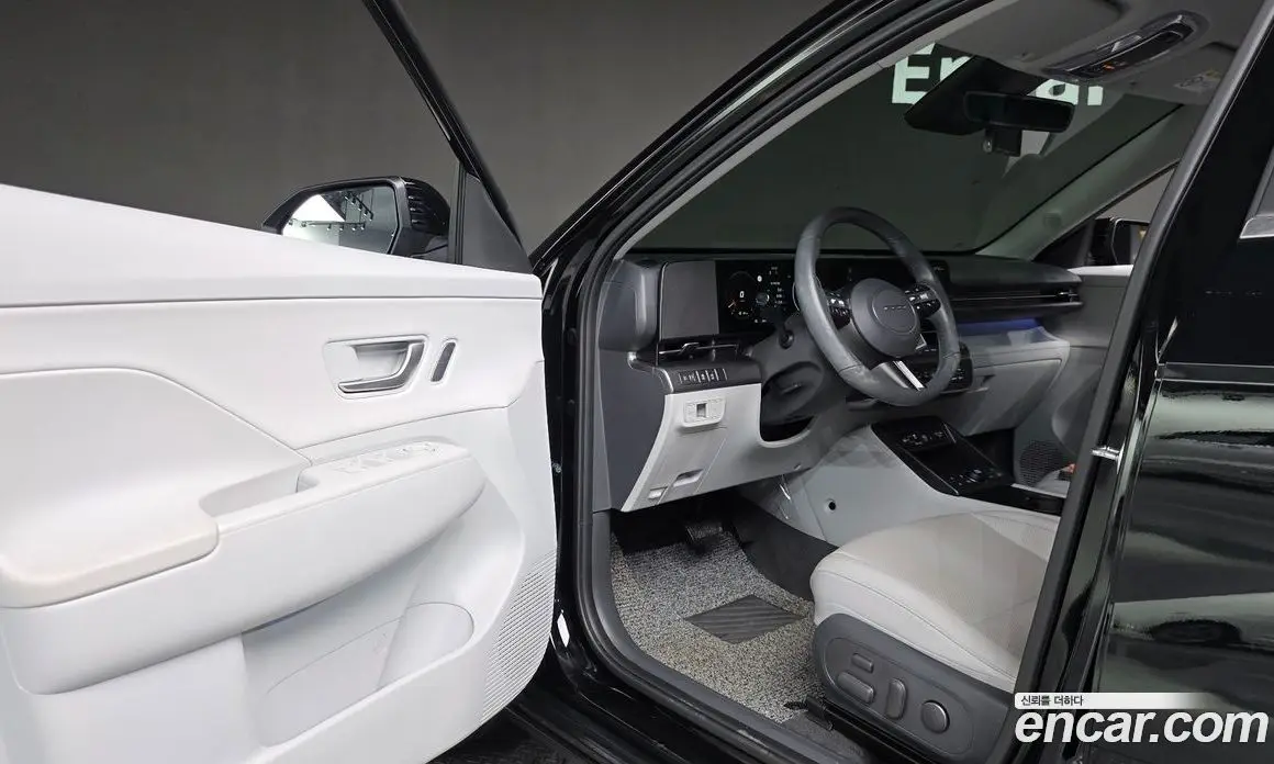 Hyundai Kona 2023 2.0 автомат (гидро), фото 13