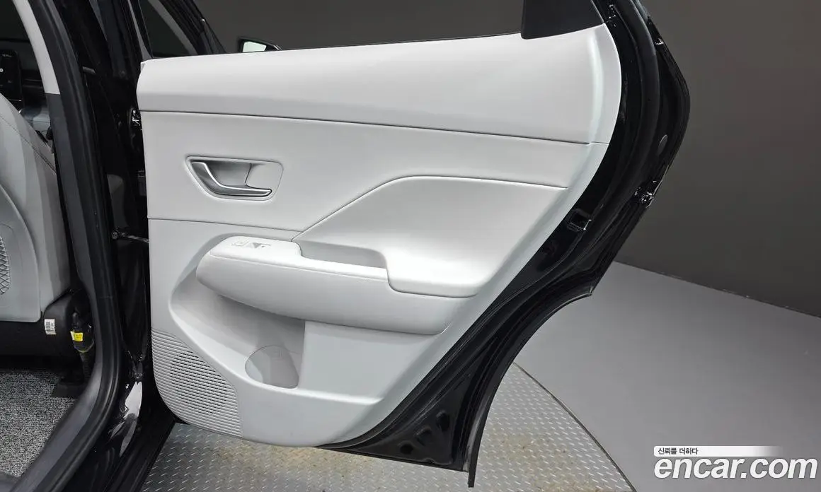 Hyundai Kona 2023 2.0 автомат (гидро), фото 15