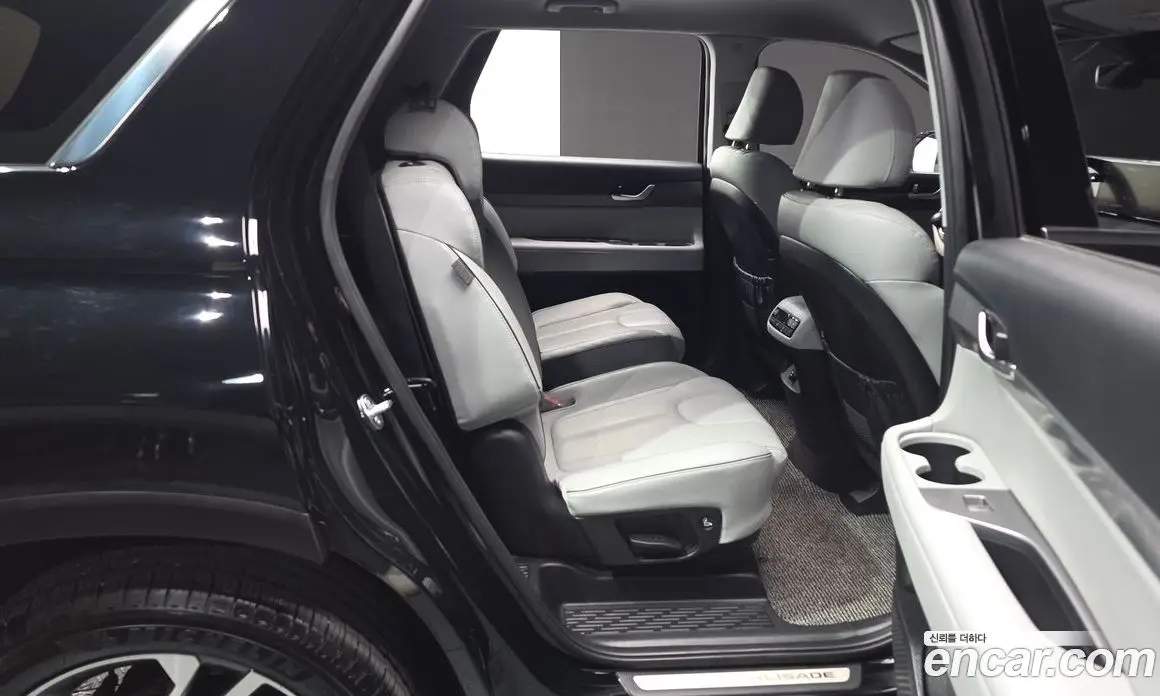 Hyundai Palisade 2024 3.8 автомат (гидро), фото 17