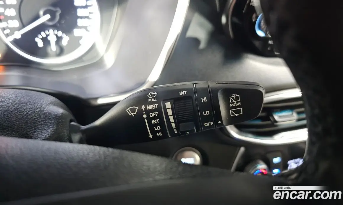 Hyundai Santa Fe 2020 2.0 автомат (гидро), фото 27