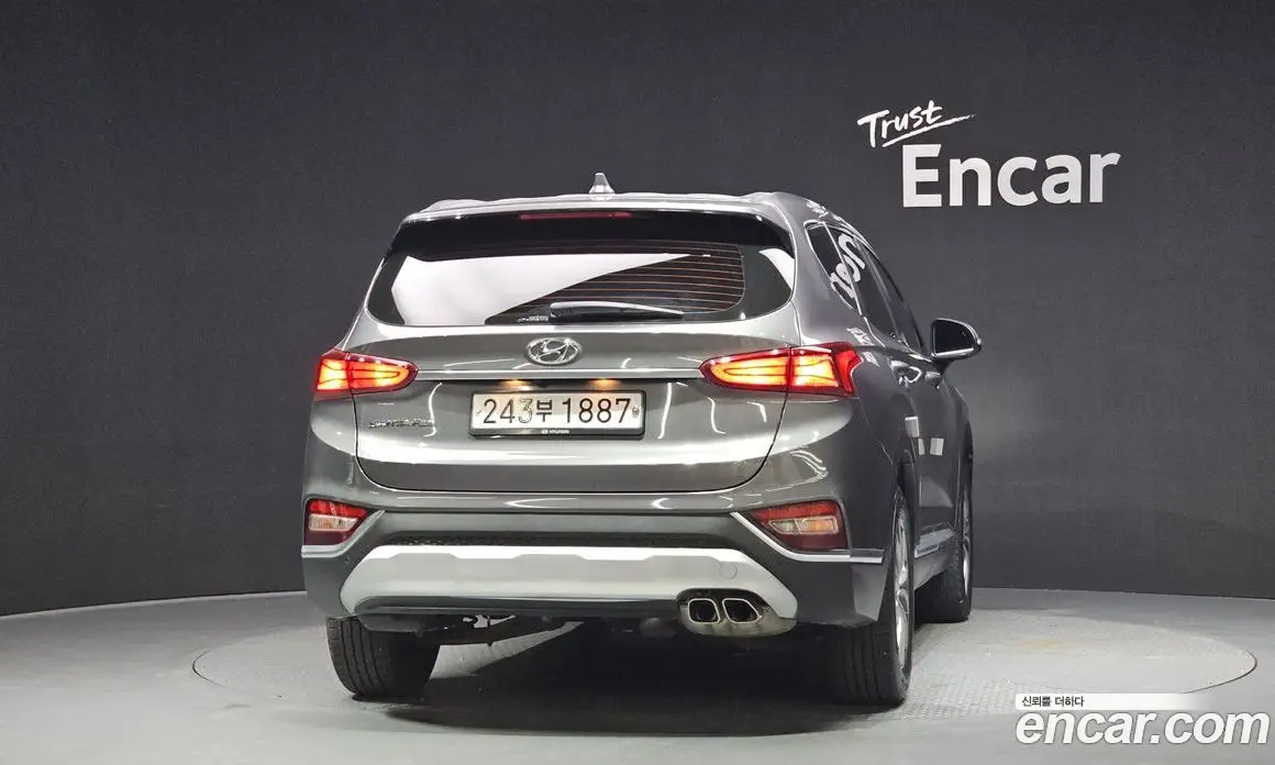 Hyundai Santa Fe 2020 2.0 автомат (гидро), фото 4