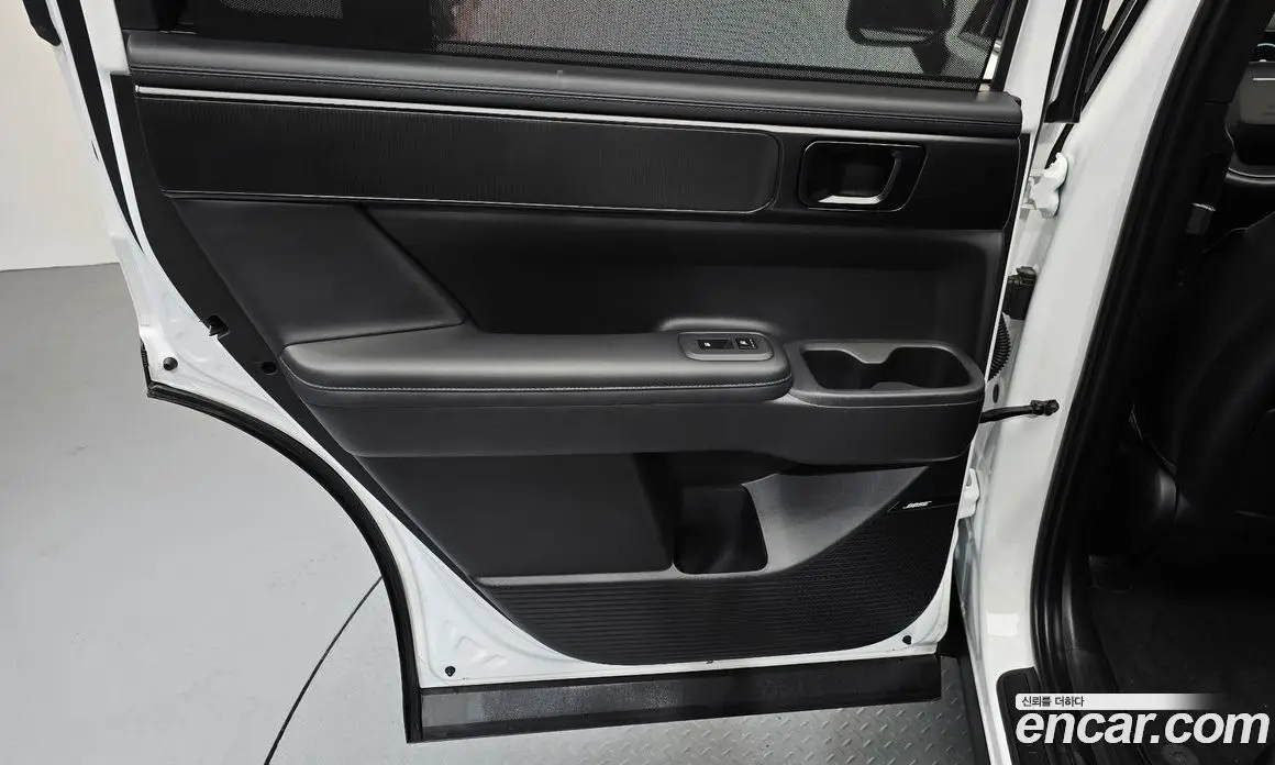 Hyundai Santa Fe 2023 1.6 автомат (гидро), фото 15