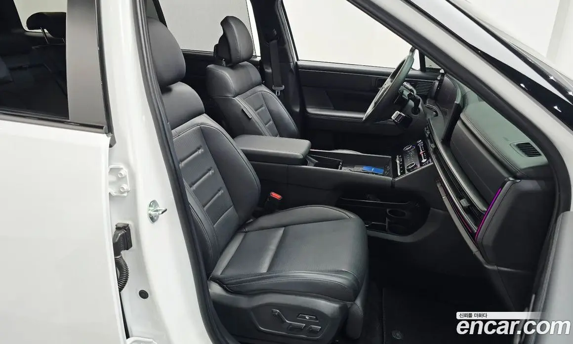 Hyundai Santa Fe 2023 1.6 автомат (гидро), фото 18