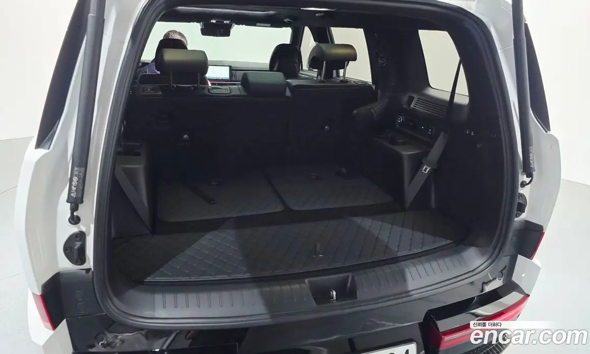 Hyundai Santa Fe 2023 1.6 автомат (гидро), фото 25