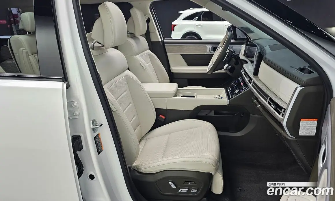 Hyundai Santa Fe 2024 1.6 автомат (гидро), фото 16