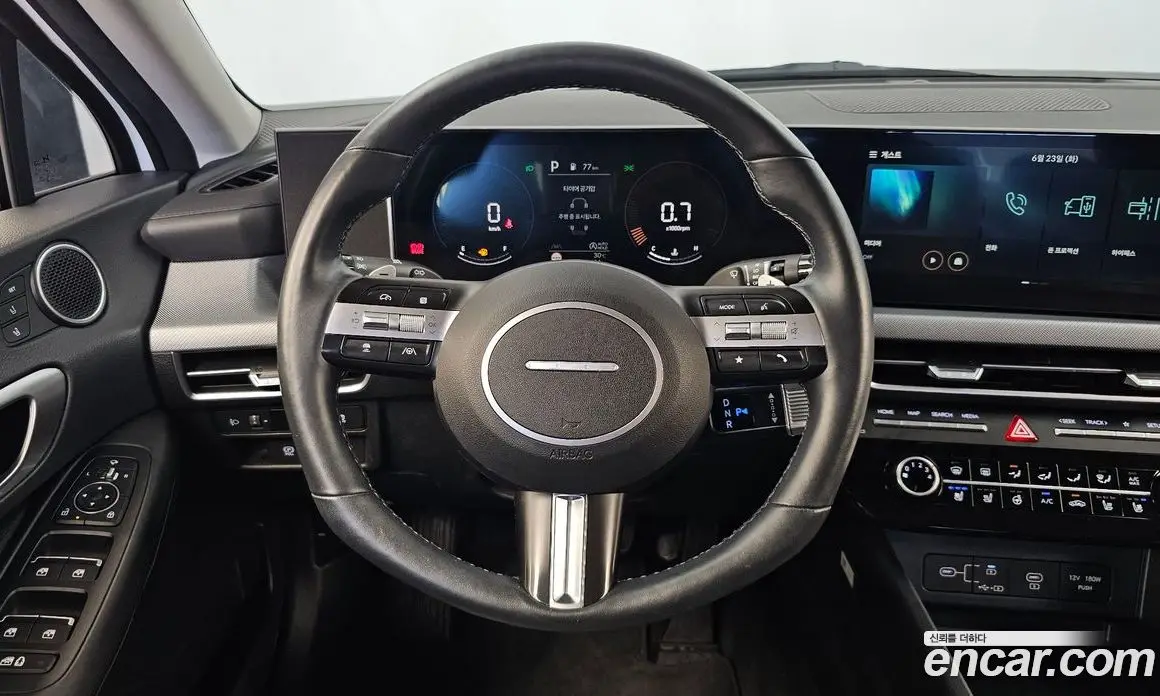 Hyundai Sonata 2023 1.6 автомат (гидро), фото 19