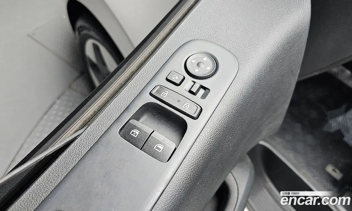Hyundai Staria 2021 2.2 автомат (гидро), фото 18