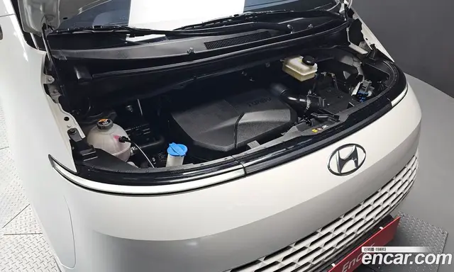Hyundai Staria 2021 2.2 автомат (гидро), миниатюра 6
