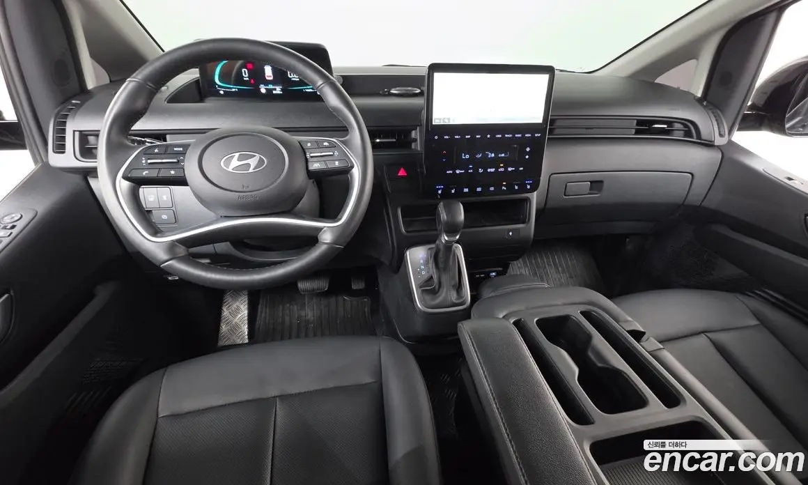 Hyundai Staria 2024 1.6 автомат (гидро), фото 7