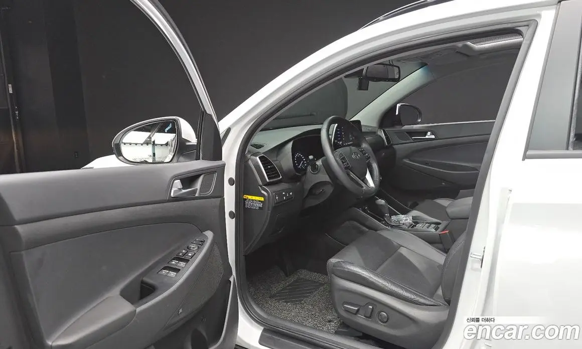 Hyundai Tucson 2018 1.6 автомат (гидро), фото 13