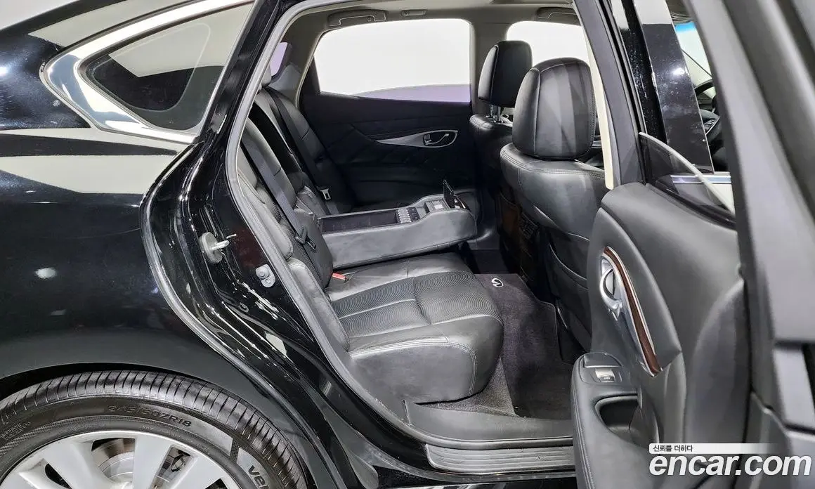 Infiniti M 2010 3.7 автомат (гидро), фото 12 Infiniti M 2010 3.7 автомат (гидро), фото 12