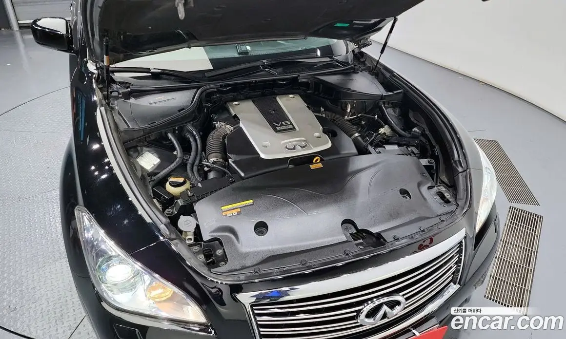 Infiniti M 2010 3.7 автомат (гидро), фото 6 Infiniti M 2010 3.7 автомат (гидро), фото 6