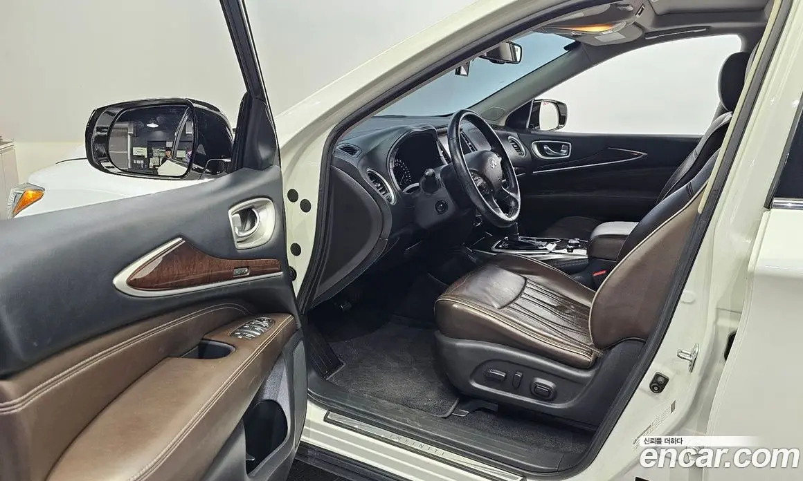 Infiniti QX60 2017 3.5 автомат (гидро), фото 10 Infiniti QX60 2017 3.5 автомат (гидро), фото 10