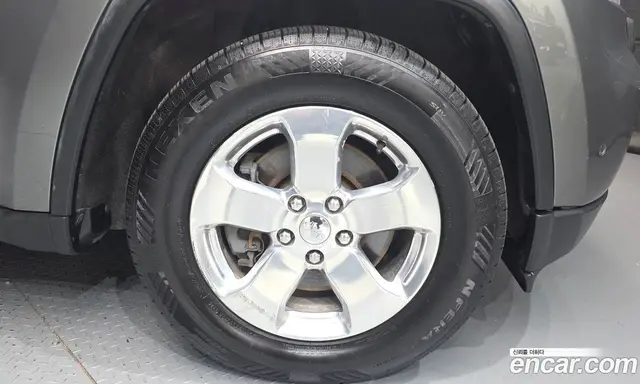 Jeep Cherokee 2011 3.0 автомат (гидро), миниатюра 5