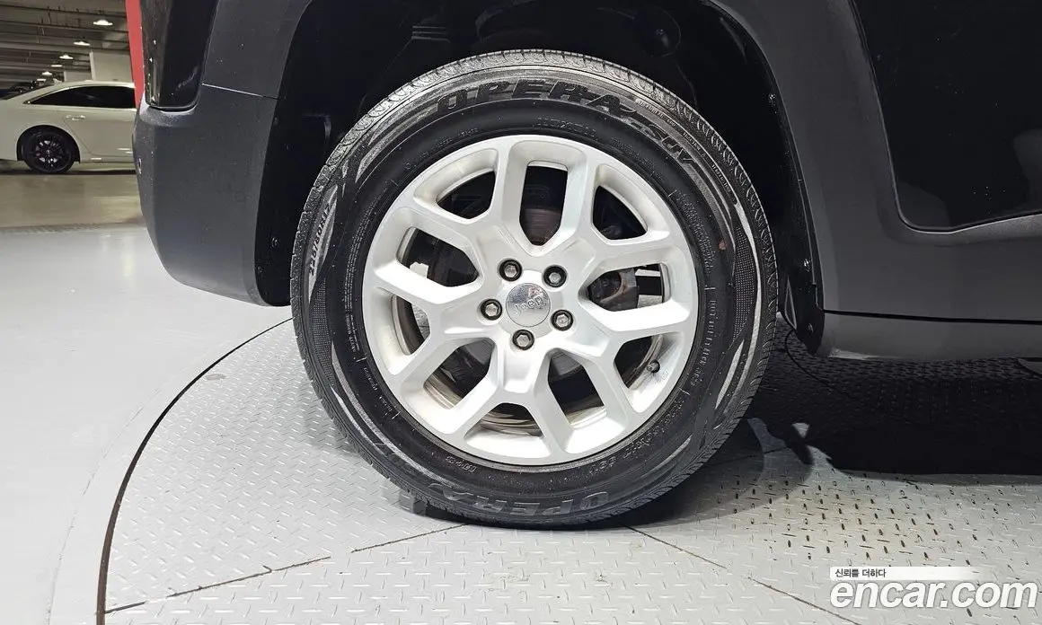 Jeep Renegade 2017 2.4 автомат (гидро), фото 5