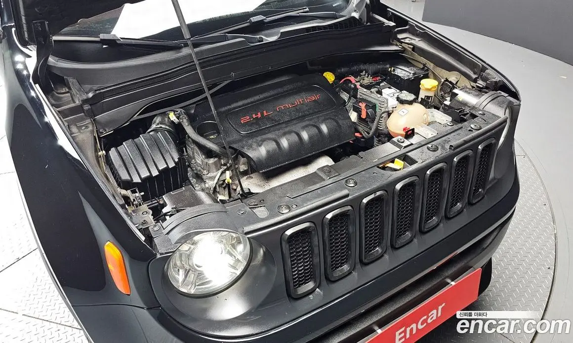 Jeep Renegade 2017 2.4 автомат (гидро), фото 6