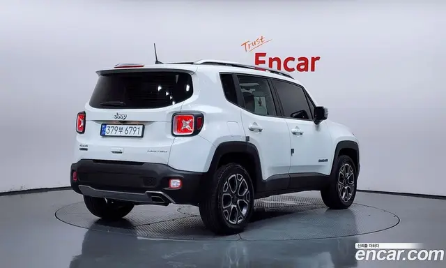 Jeep Renegade 2018 2.0 автомат (гидро), миниатюра 2