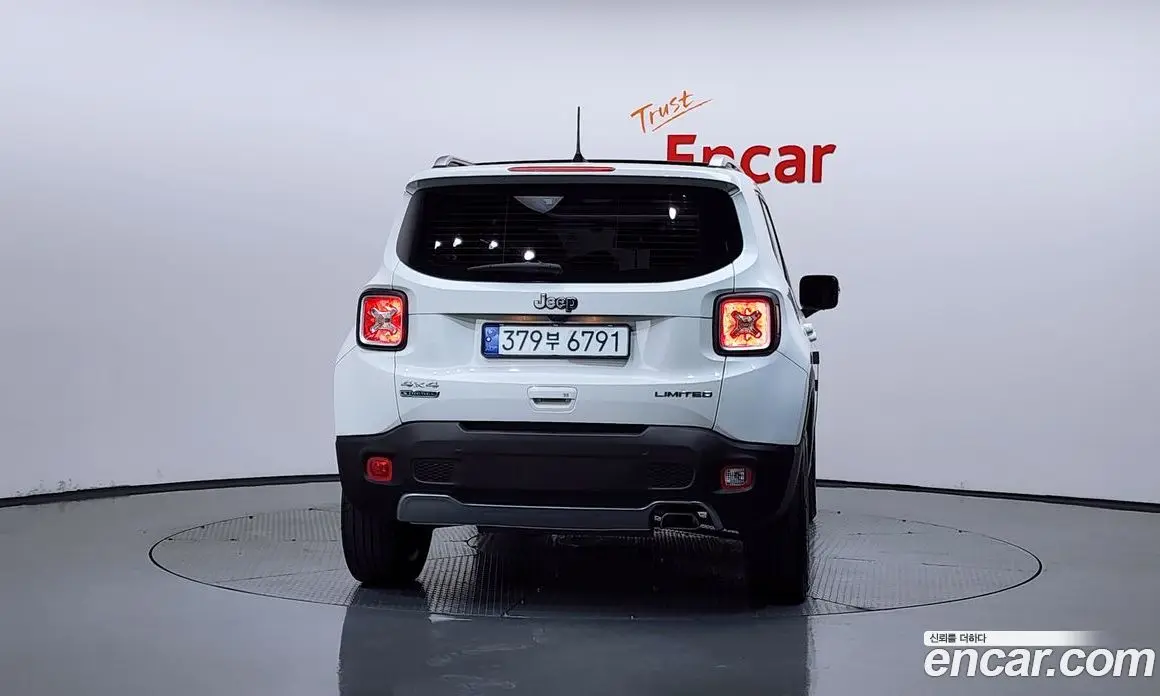 Jeep Renegade 2018 2.0 автомат (гидро), фото 4