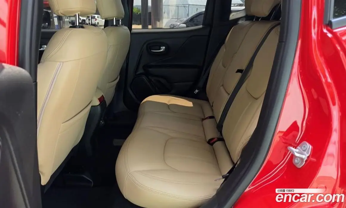 Jeep Renegade 2022 1.3 автомат (гидро), фото 11