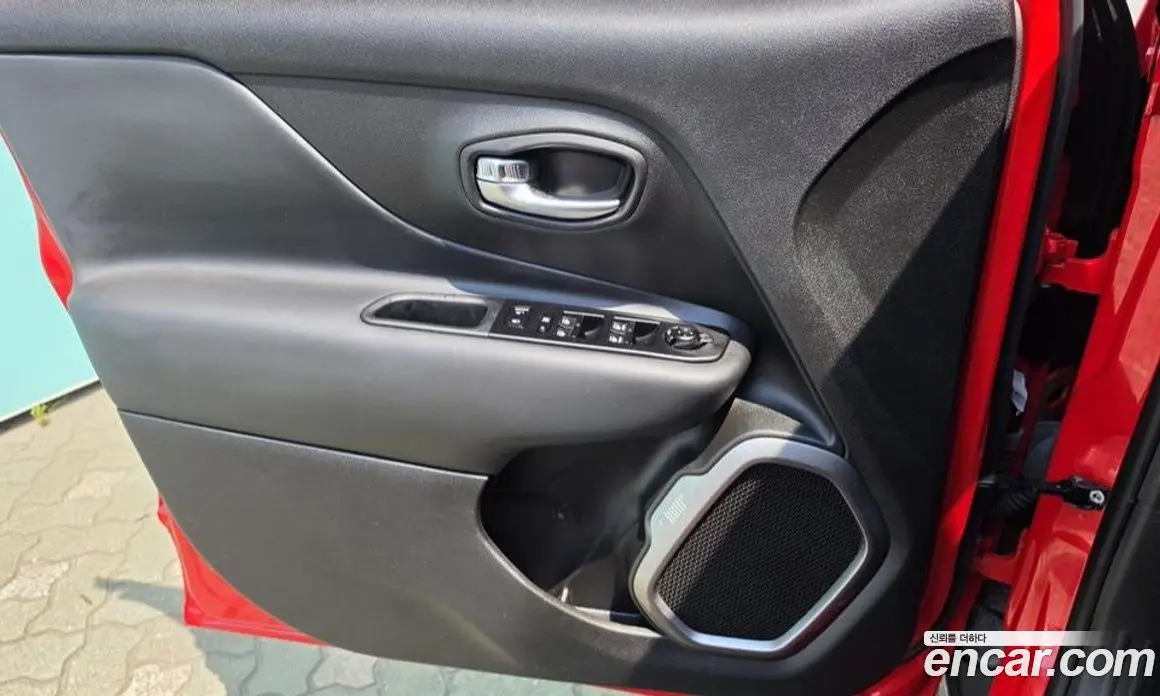 Jeep Renegade 2022 1.3 автомат (гидро), фото 15