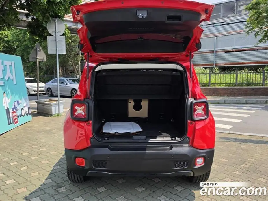 Jeep Renegade 2022 1.3 автомат (гидро), фото 20
