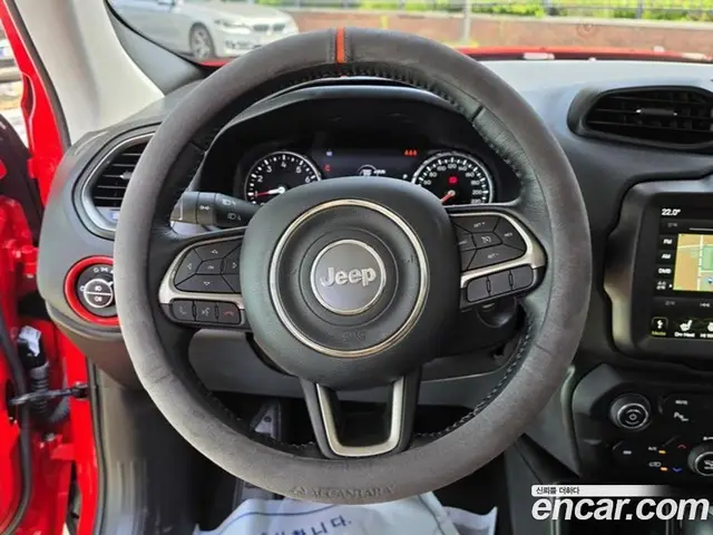 Jeep Renegade 2022 1.3 автомат (гидро), миниатюра 5