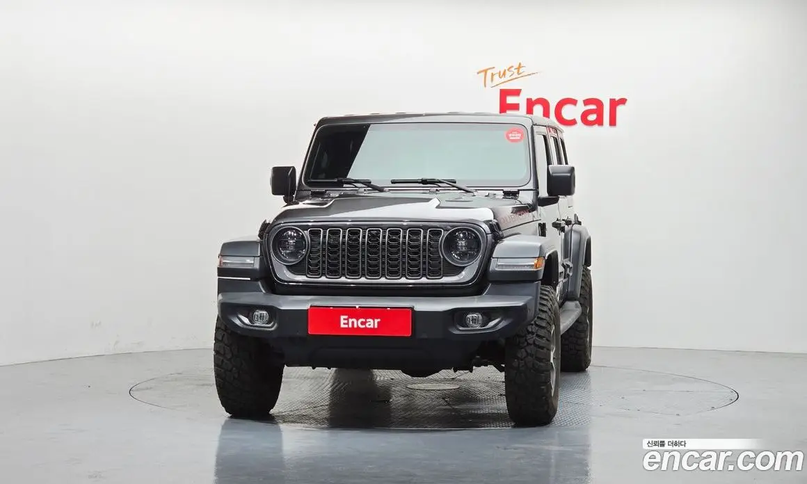 Jeep Wrangler 2023 2.0 автомат (гидро), фото 3