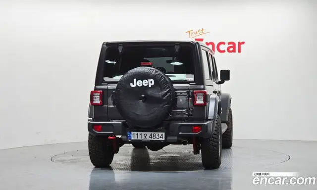 Jeep Wrangler 2023 2.0 автомат (гидро), миниатюра 4