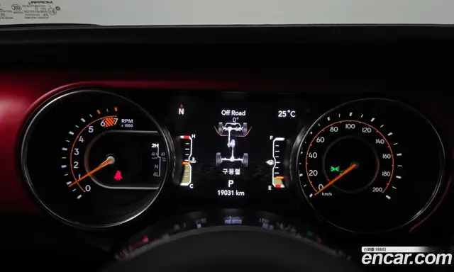 Jeep Wrangler 2023 2.0 автомат (гидро), миниатюра 8